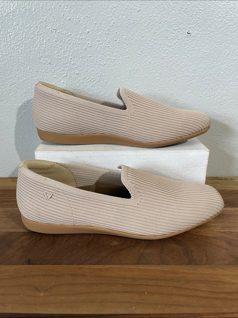 VIVAIA Knit Loafers Tan Comfort Shoes Flats US7.5 Neutral Classic Office Minimal